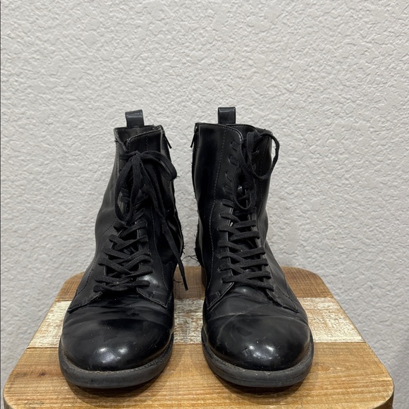 Loft Black Leather Combat Boots Size 10 - Picture 2 of 5